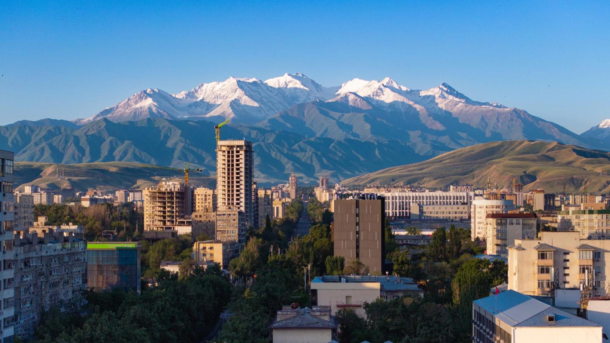 Novotel Bishkek City Center Esterno foto